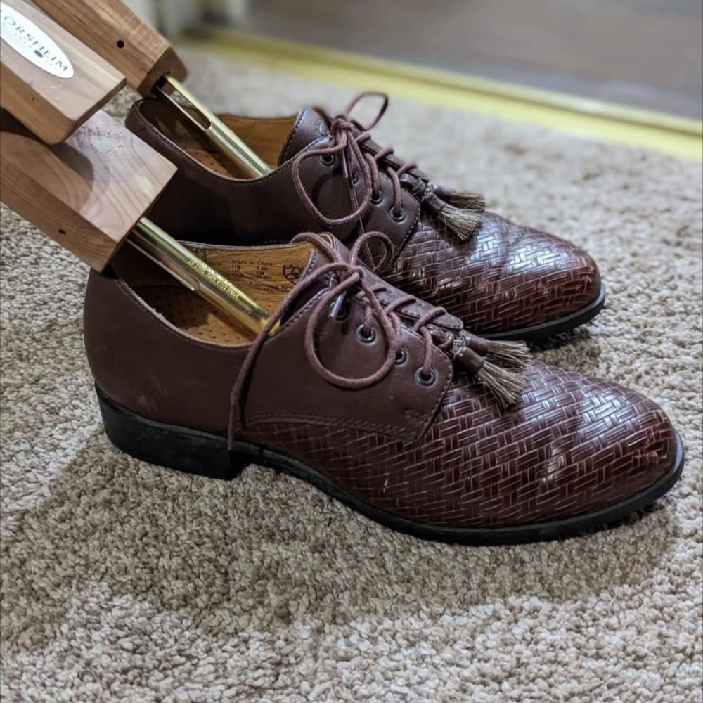 Ariat Brown Oxford Shoes with Leather Upper and Block Heel